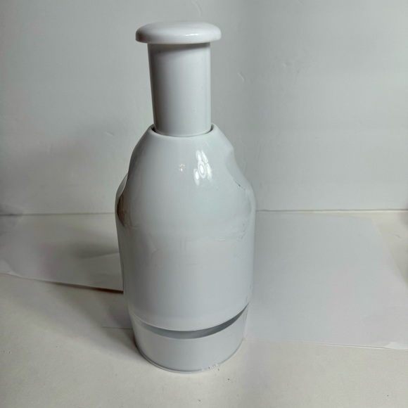 The Euro Chopper- "As Seen on TV", TTT Products 10" Tall, Preowned. - Picture 11 of 15